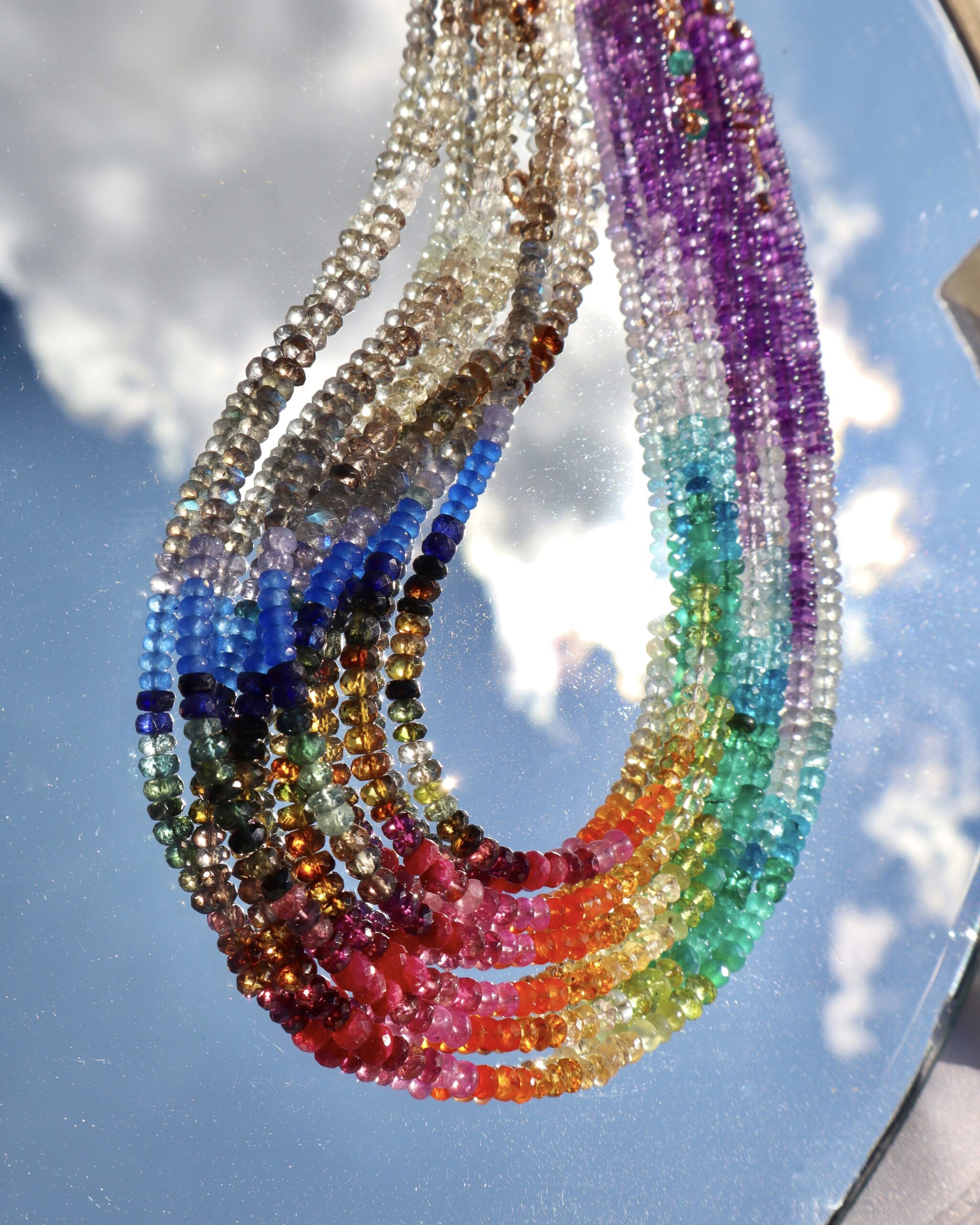 Girocollo arcobaleno con pietre preziose - immagine 5