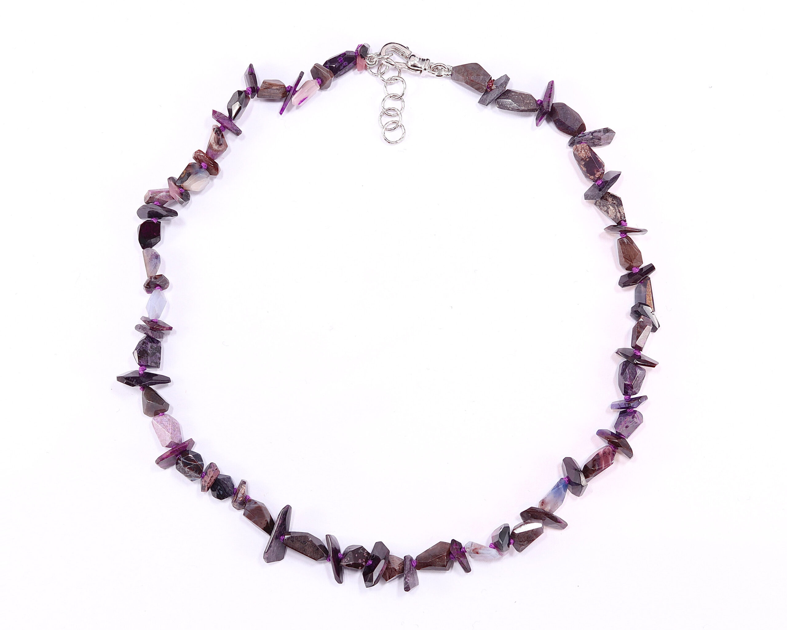 Collana in Sugilite