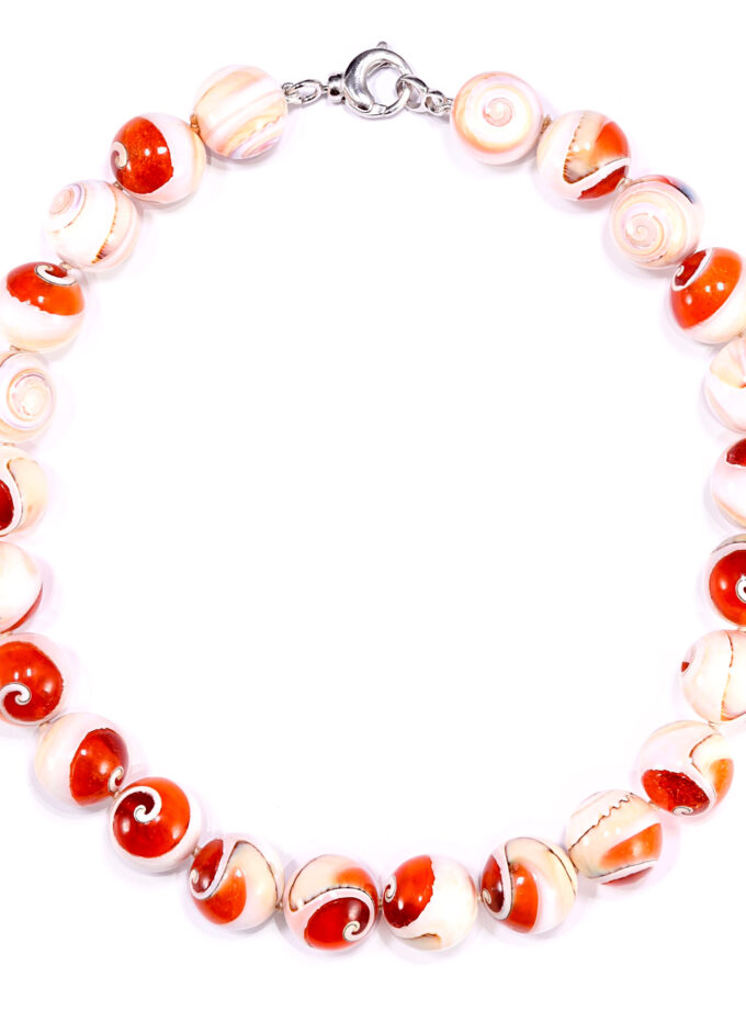 Collana in Conchiglia e resina rossa
