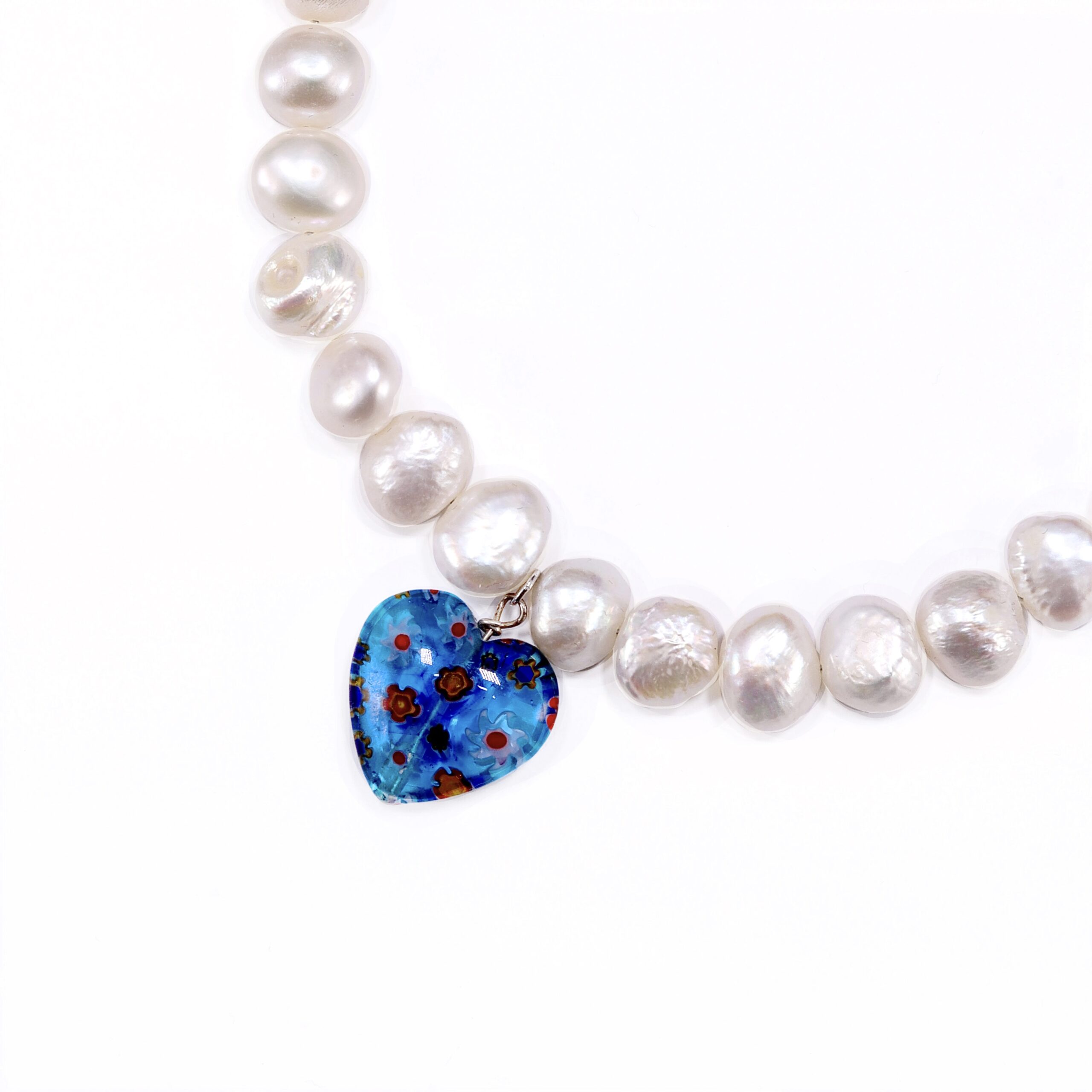 Collana di Perle con cuore blu