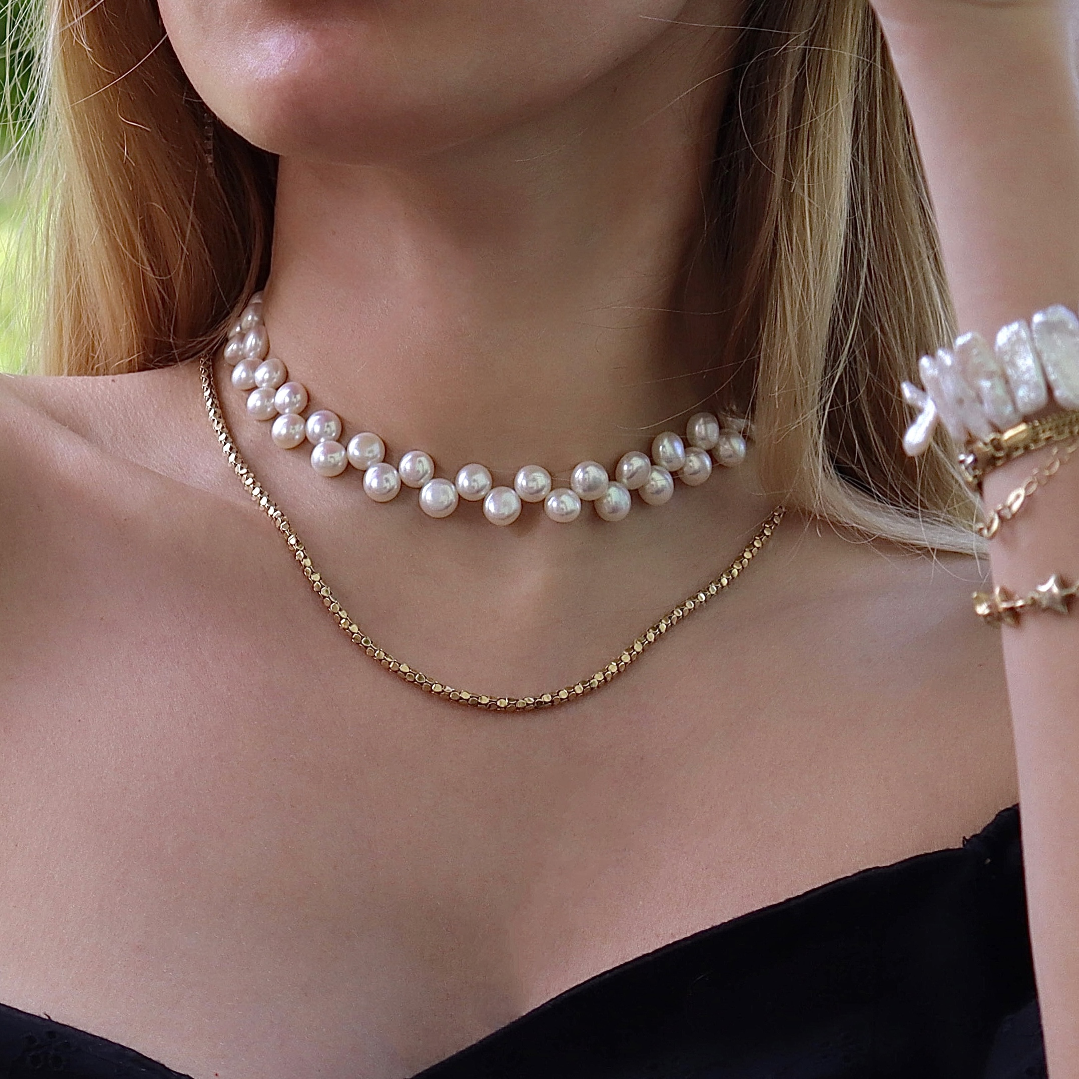 Girocollo con perle alternate - immagine 3