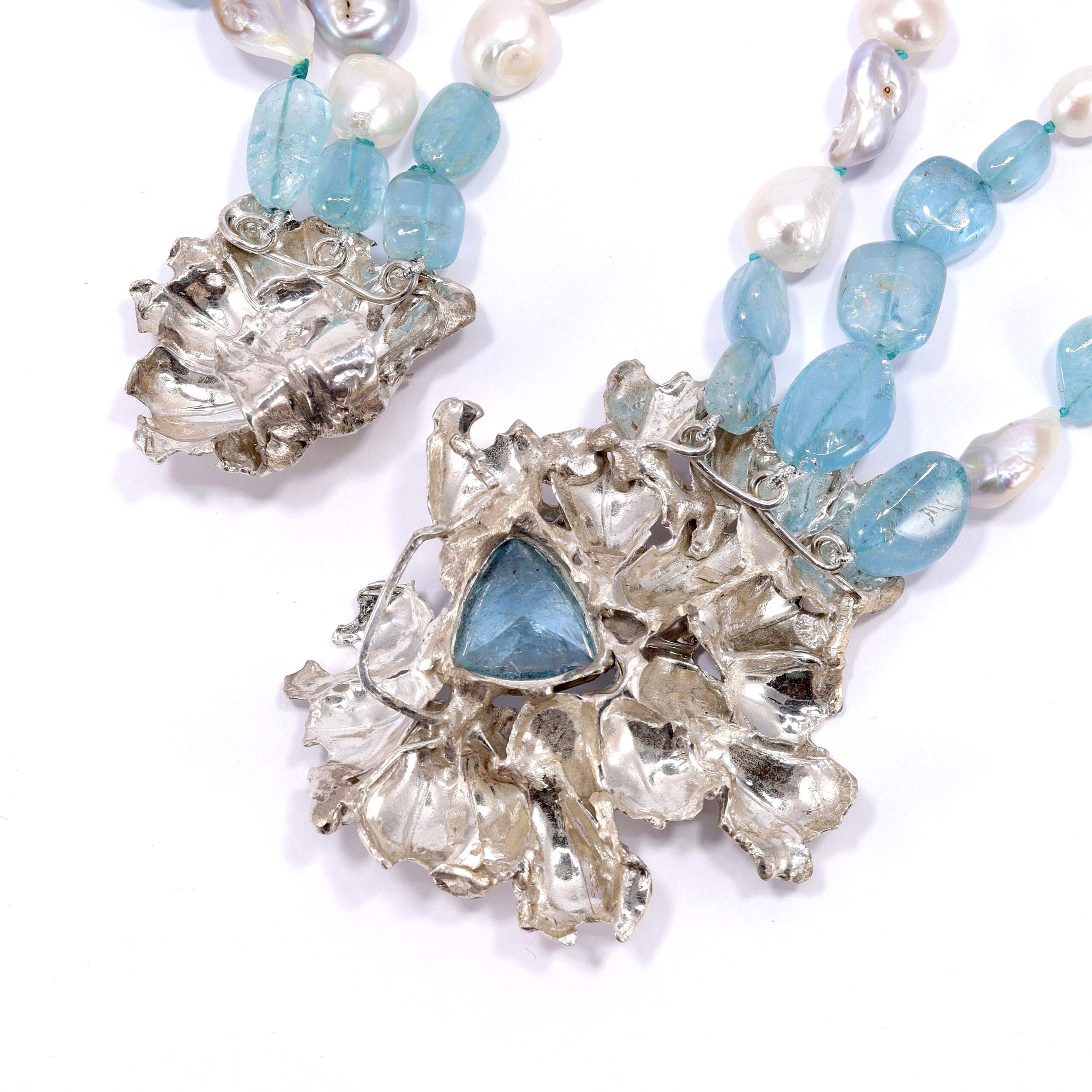 Collana in Acquamarina, Argento Scultoreo e Perle - immagine 11