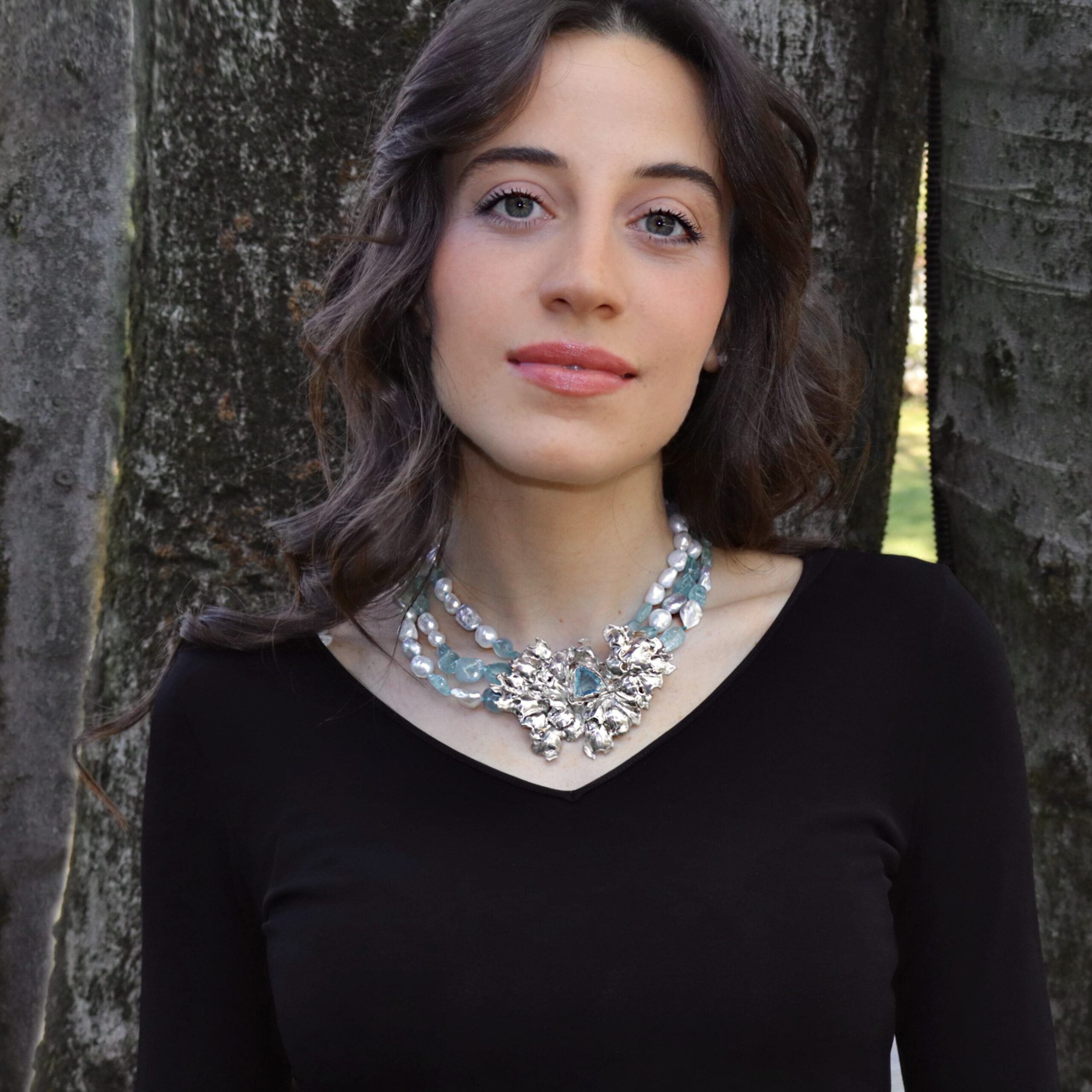 Collana in Acquamarina, Argento Scultoreo e Perle - immagine 8
