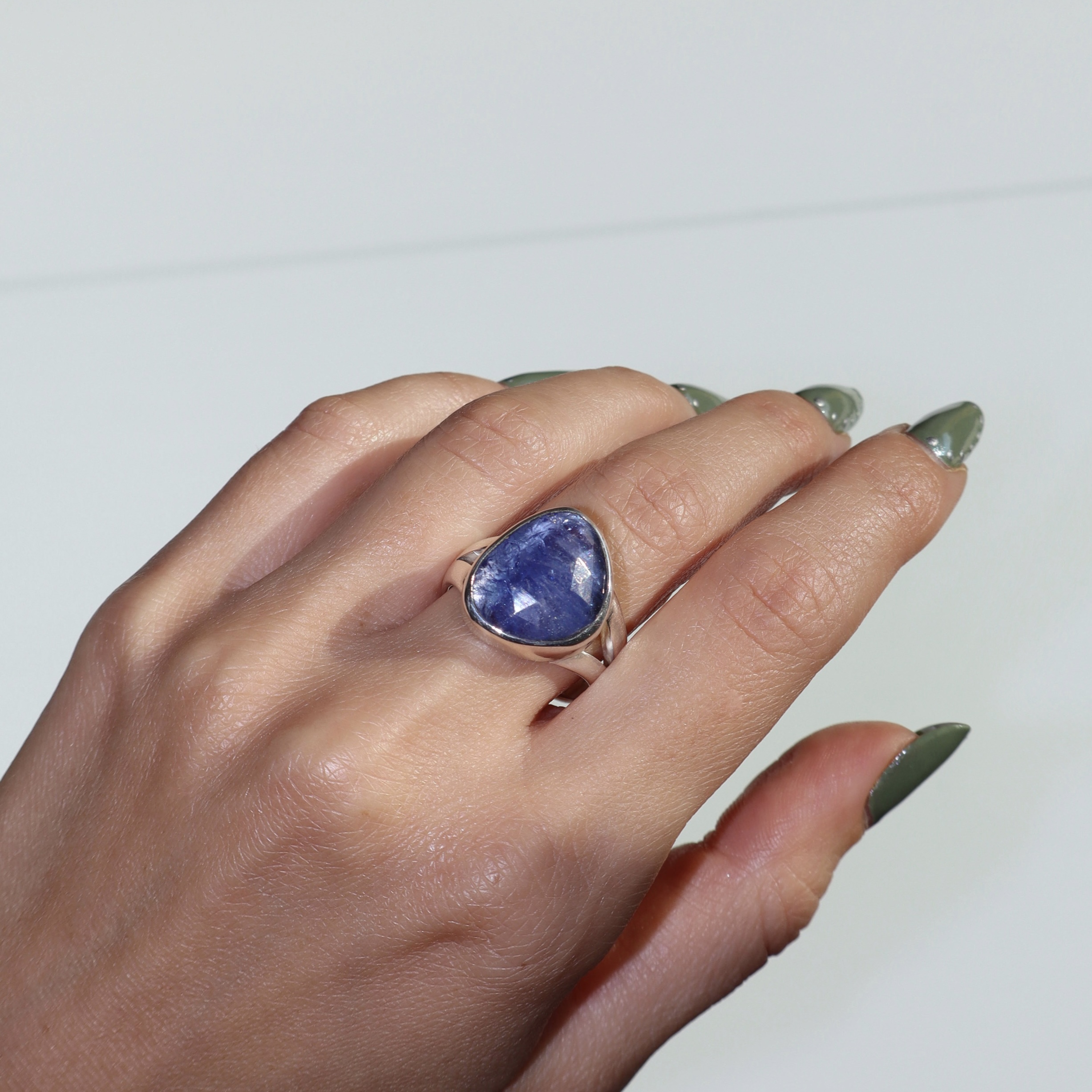Anello in Tanzanite - immagine 3
